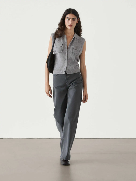 leeveless knit vest top