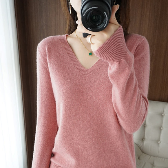 Elegant Sweater Woman